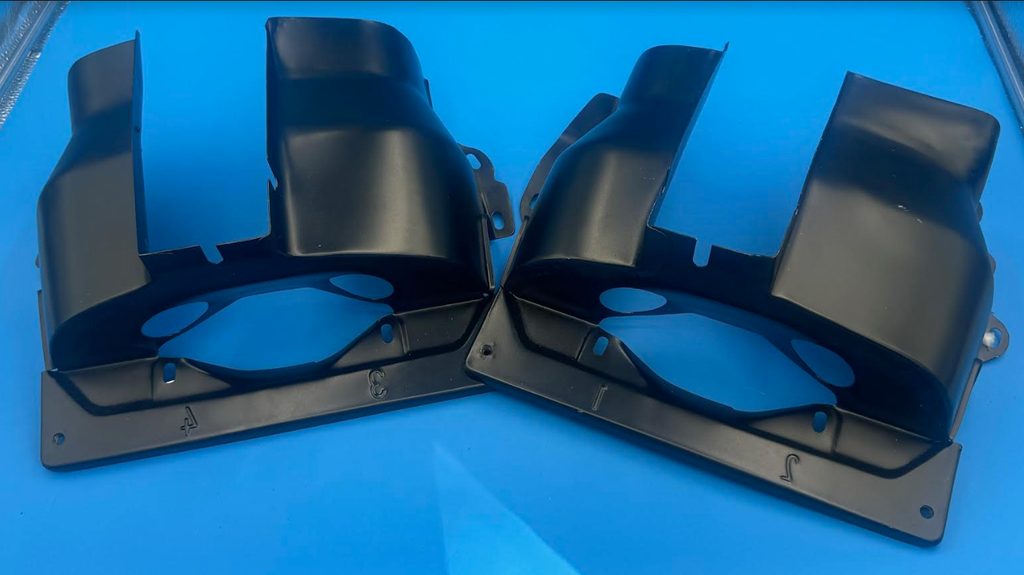 Black Dual Port Cylinder Shrouds (Pair)